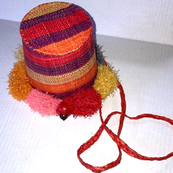 Small Bucket Crossbody Shoulder Woven Mini Bag Button Closure 5 x 6 x 4 inches - Picture 7 of 10